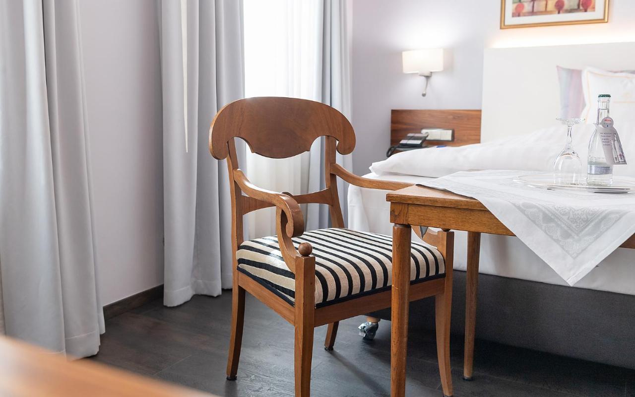 Romantichotel Goldener Karpfen Фулда Екстериор снимка