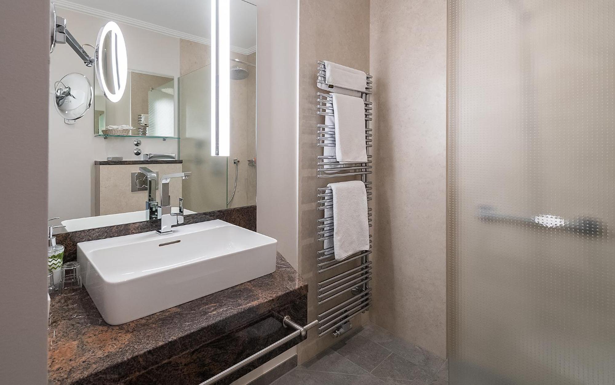 Romantichotel Goldener Karpfen Фулда Екстериор снимка