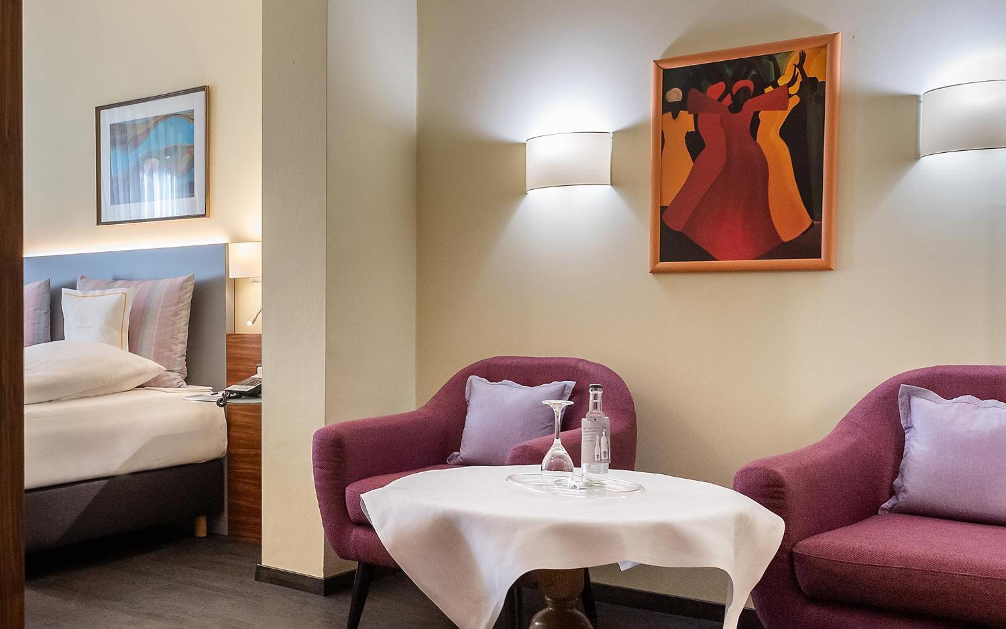 Romantichotel Goldener Karpfen Фулда Екстериор снимка